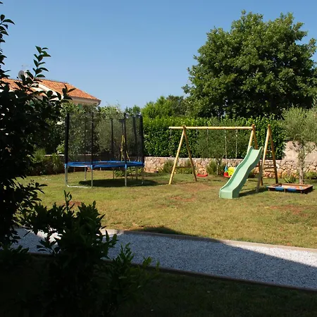 Mitros Apartment Malinska Exterior photo